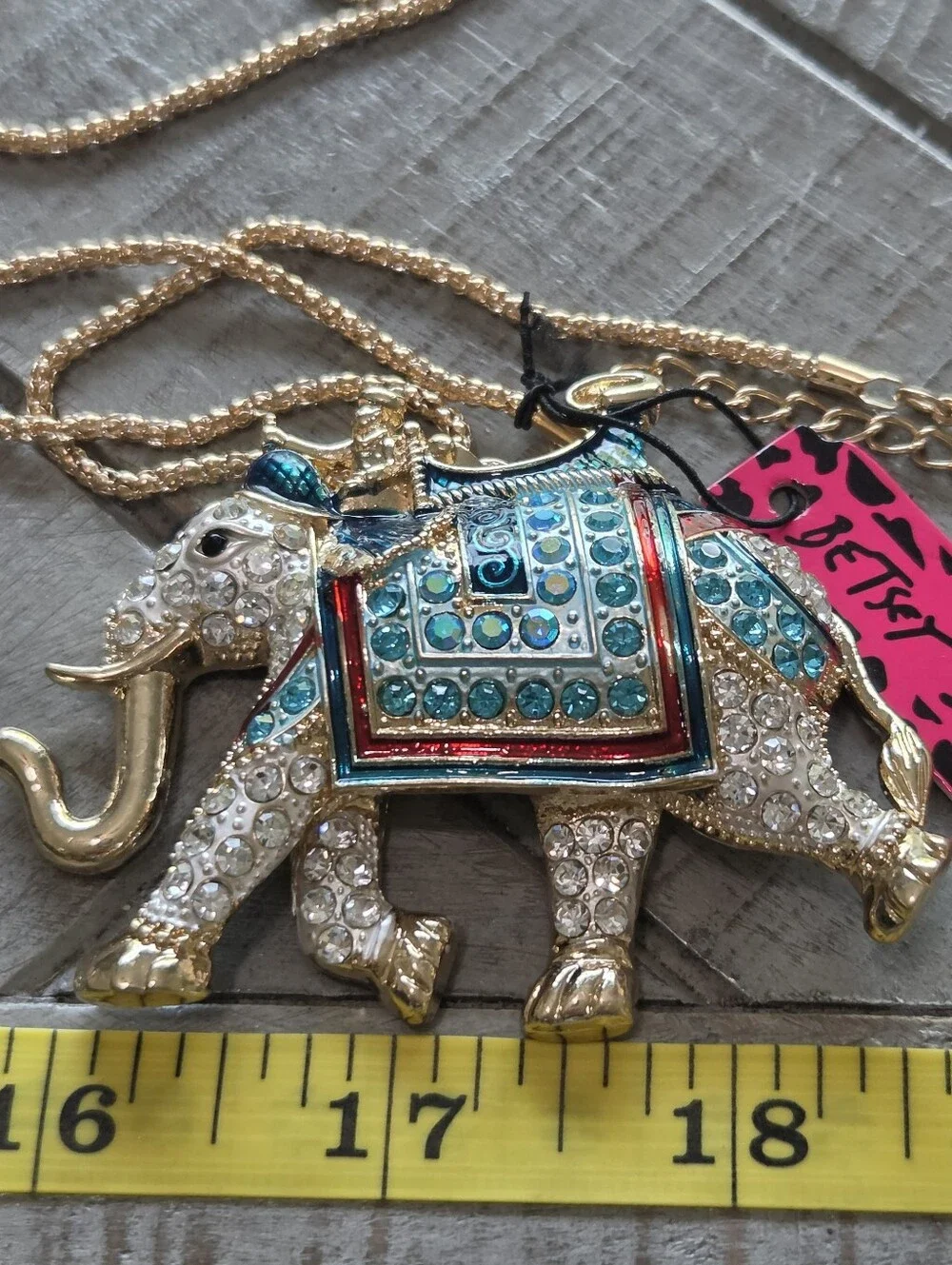 NWT Betsey Johnson Gold and Turquoise Jeweled Elephant Pendant Necklace